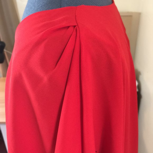 Sugarlips Red Dress Size L NWT with Perforated Details at Sleeves and Hem - Picture 9 of 9